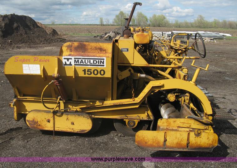 image for item A6147 Mauldin 1500 Super Paver asphalt paver