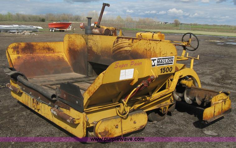 image for item A6147 Mauldin 1500 Super Paver asphalt paver