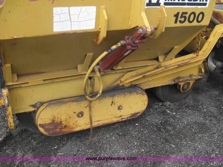 image for item A6147 Mauldin 1500 Super Paver asphalt paver