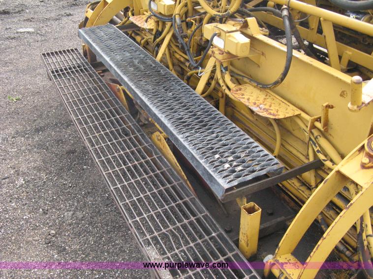 image for item A6147 Mauldin 1500 Super Paver asphalt paver