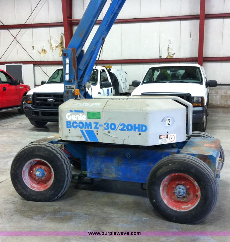 image for item B1069 1994 Genie Z-30/20HD electric boom lift