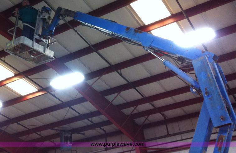 image for item B1069 1994 Genie Z-30/20HD electric boom lift