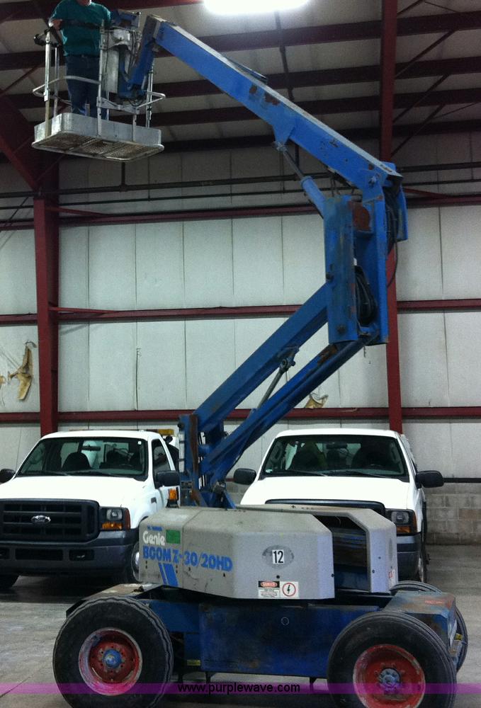 image for item B1069 1994 Genie Z-30/20HD electric boom lift