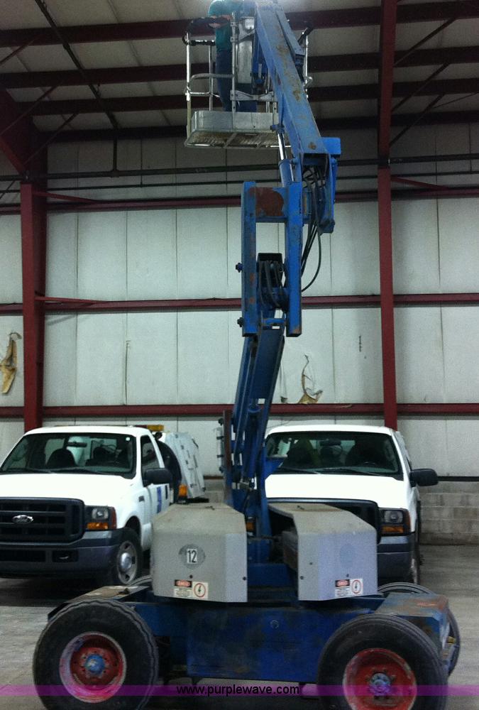 image for item B1069 1994 Genie Z-30/20HD electric boom lift