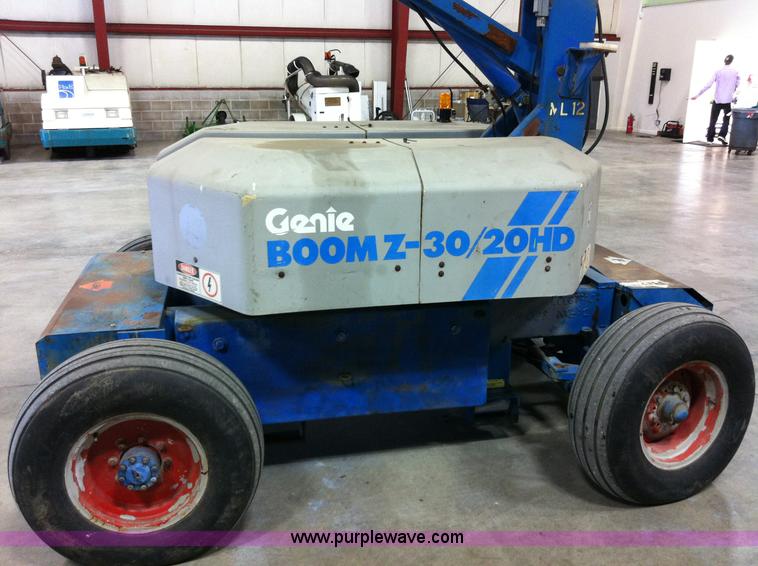 image for item B1069 1994 Genie Z-30/20HD electric boom lift
