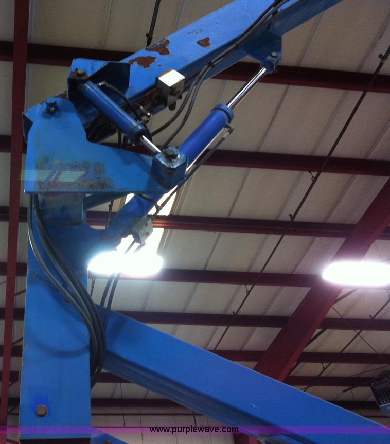image for item B1069 1994 Genie Z-30/20HD electric boom lift