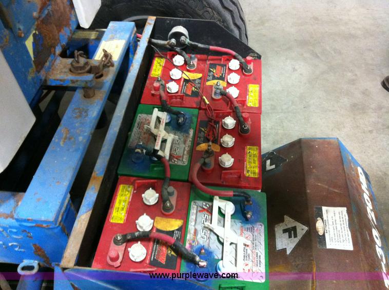 image for item B1069 1994 Genie Z-30/20HD electric boom lift