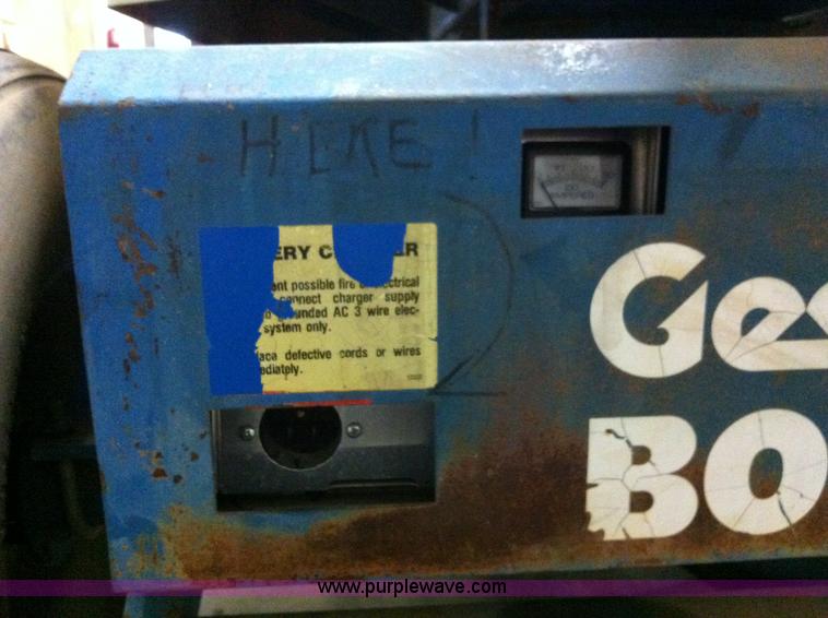 image for item B1069 1994 Genie Z-30/20HD electric boom lift