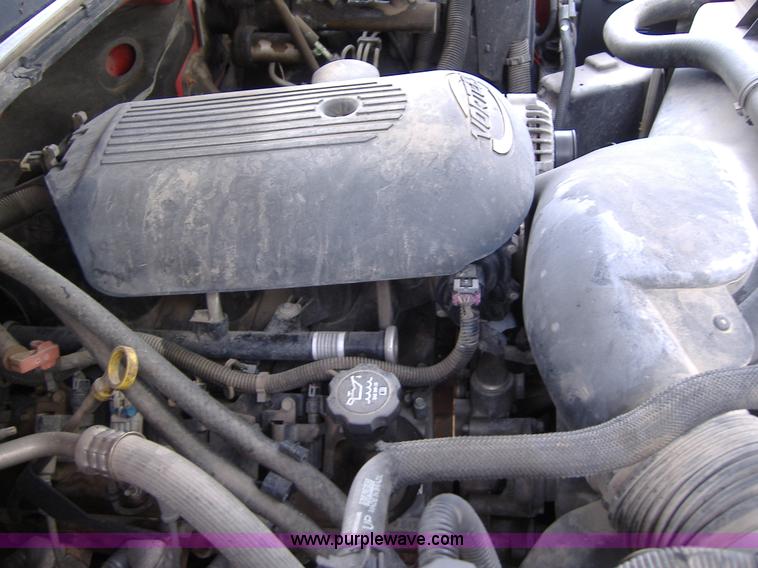 image for item B1097 2004 GMC Sierra C3500 crew cab pickup truck