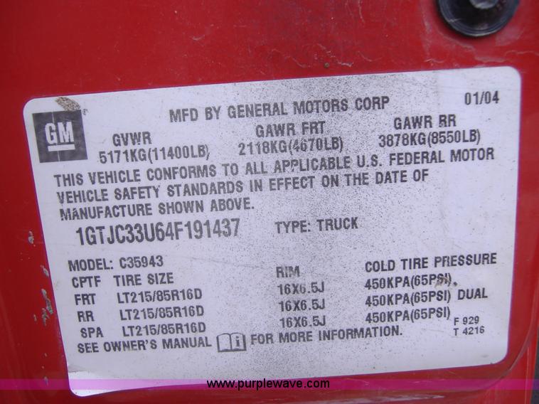 image for item B1097 2004 GMC Sierra C3500 crew cab pickup truck