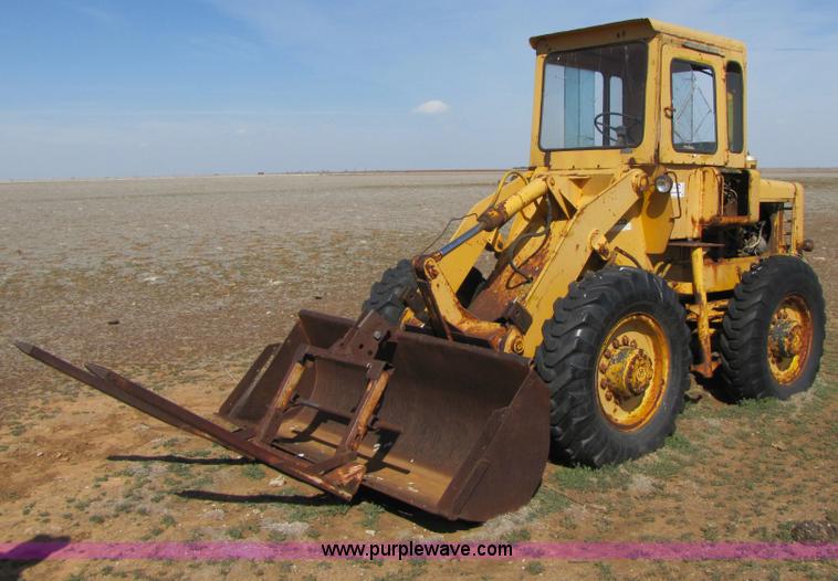 image for item B2255 Hough H30G wheel loader