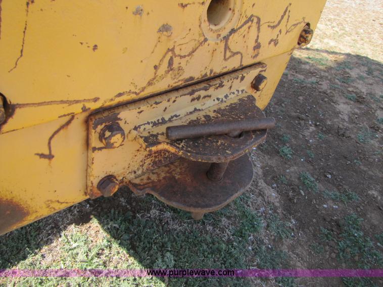 image for item B2255 Hough H30G wheel loader