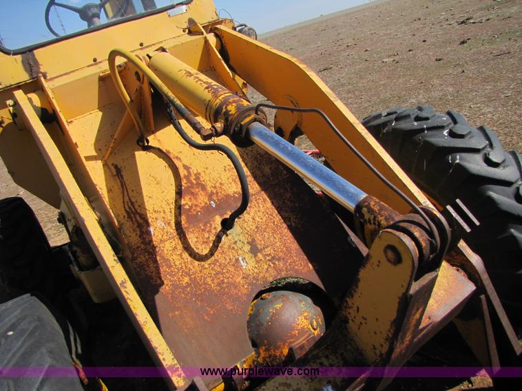 image for item B2255 Hough H30G wheel loader