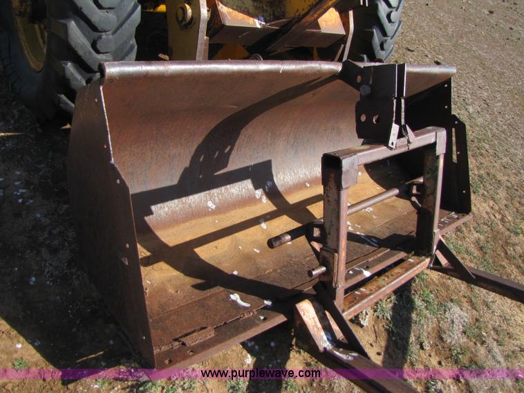 image for item B2255 Hough H30G wheel loader
