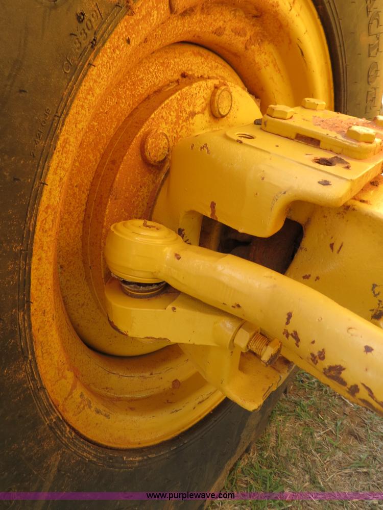 image for item B2270 2003 John Deere 410G backhoe