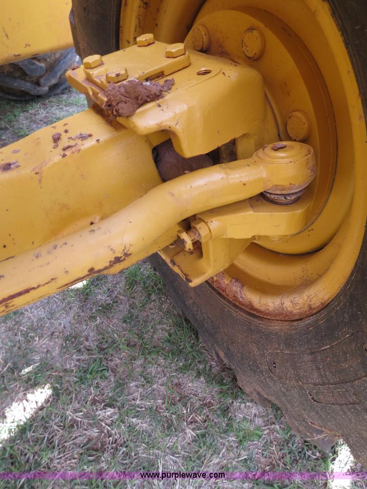 image for item B2270 2003 John Deere 410G backhoe