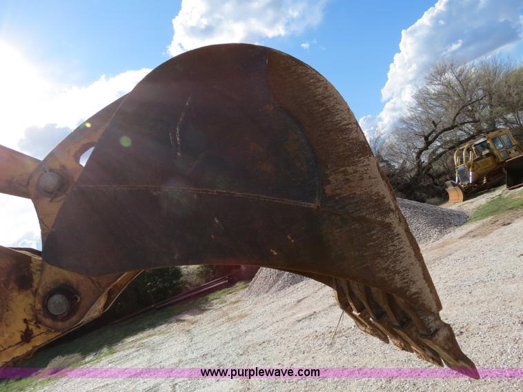 image for item B2270 2003 John Deere 410G backhoe