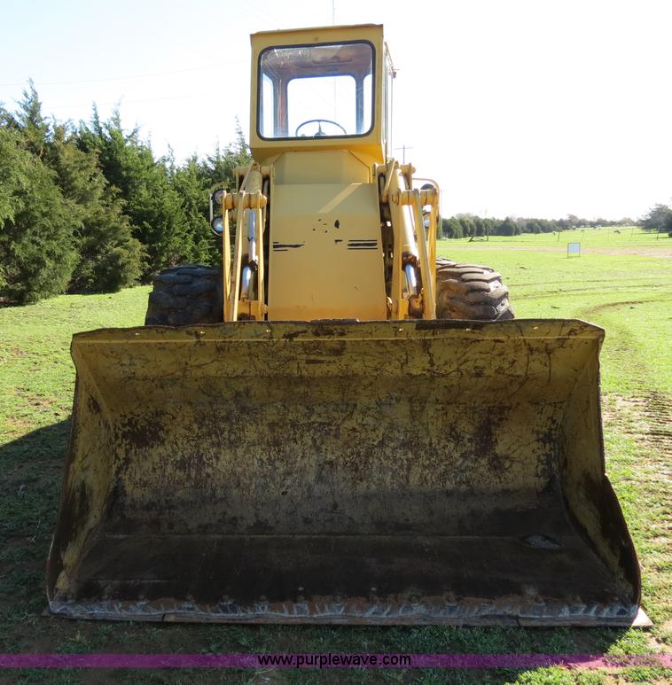 image for item B2272 1966 Fiat-Allis TL545 wheel loaders