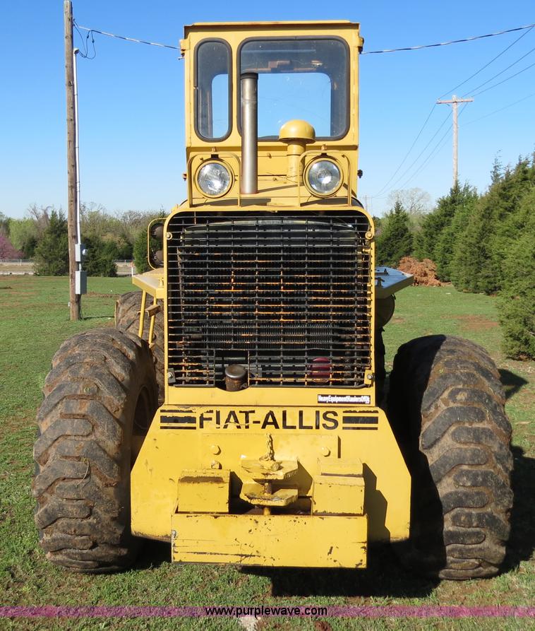 image for item B2272 1966 Fiat-Allis TL545 wheel loaders