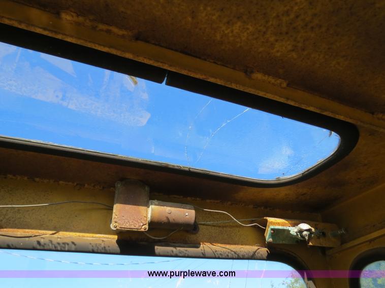 image for item B2272 1966 Fiat-Allis TL545 wheel loaders