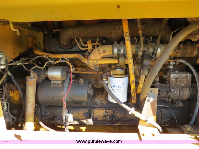 image for item B2272 1966 Fiat-Allis TL545 wheel loaders