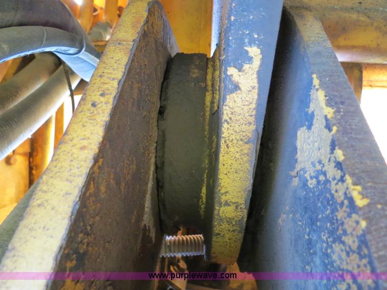 image for item B2272 1966 Fiat-Allis TL545 wheel loaders