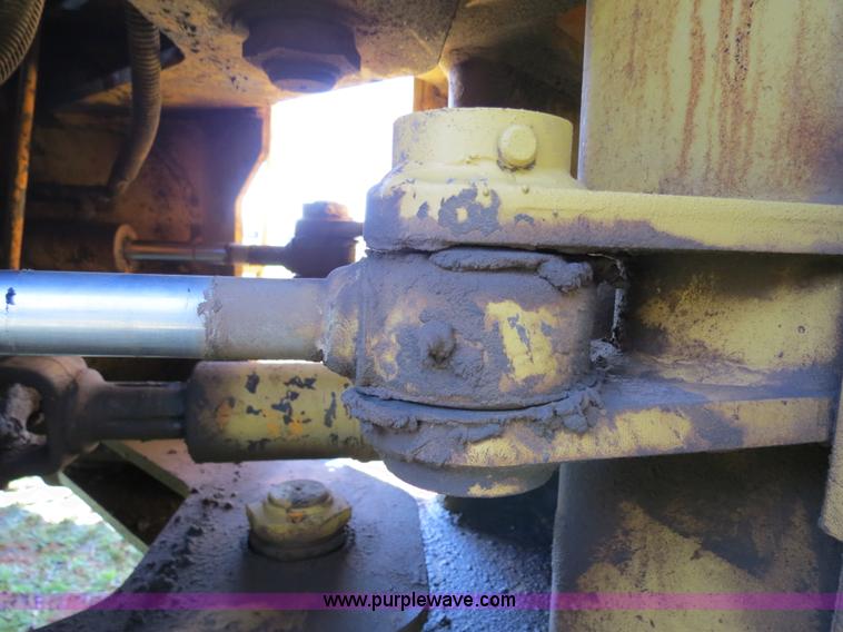 image for item B2272 1966 Fiat-Allis TL545 wheel loaders