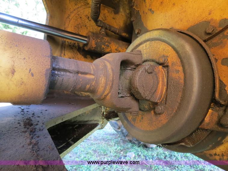 image for item B2272 1966 Fiat-Allis TL545 wheel loaders