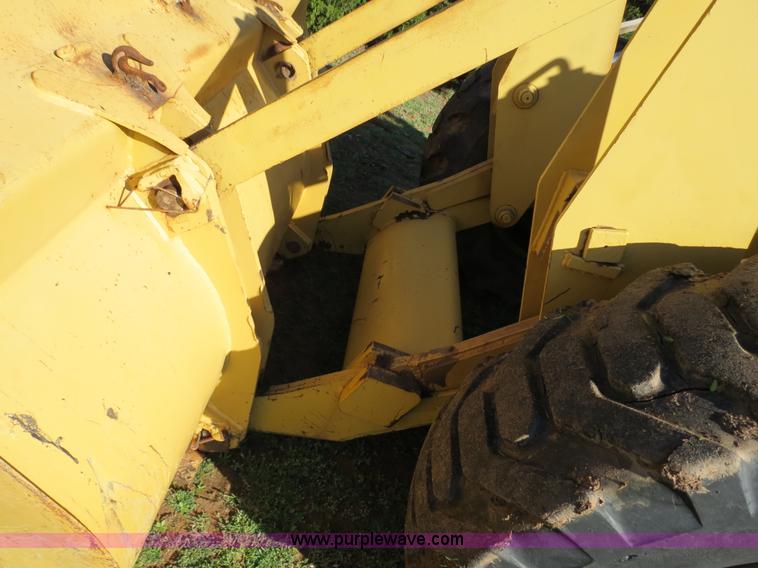 image for item B2272 1966 Fiat-Allis TL545 wheel loaders