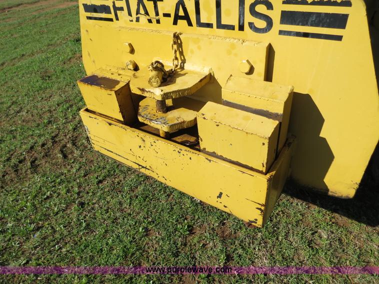 image for item B2272 1966 Fiat-Allis TL545 wheel loaders