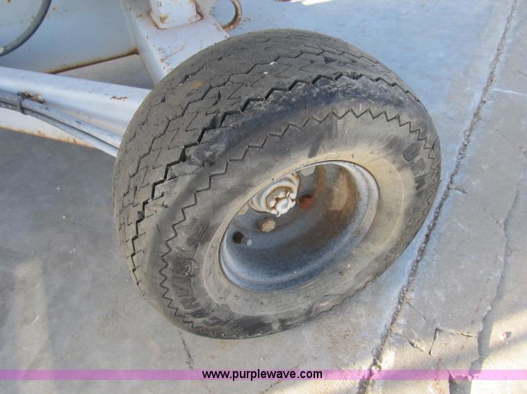 image for item B2637 Strato MRX25 scissor lift