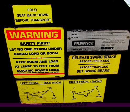 image for item B2640 1994 Ford LT8000 boom truck