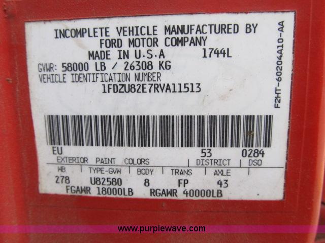 image for item B2640 1994 Ford LT8000 boom truck