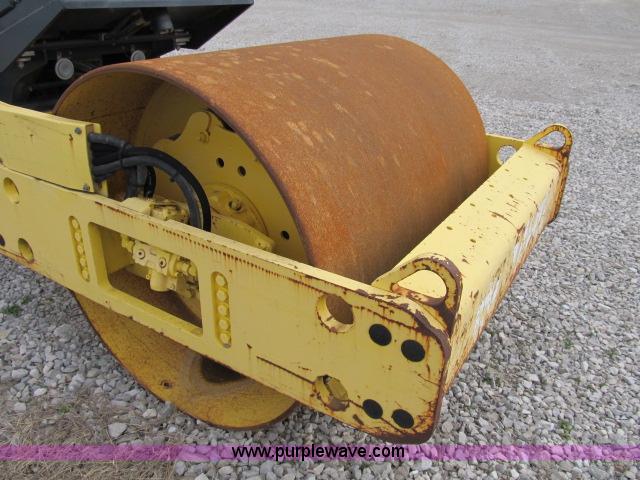 image for item B2645 Bomag BW156DH-3 vibratory roller