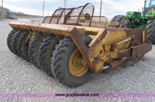 image for item B2646 Reynolds 17C pull scraper