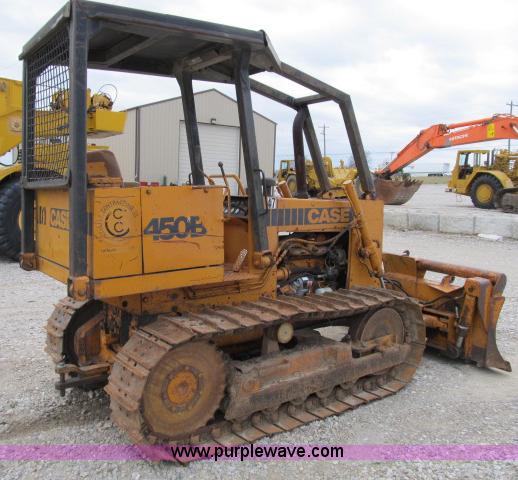 image for item B2648 1981 Case 450B dozer