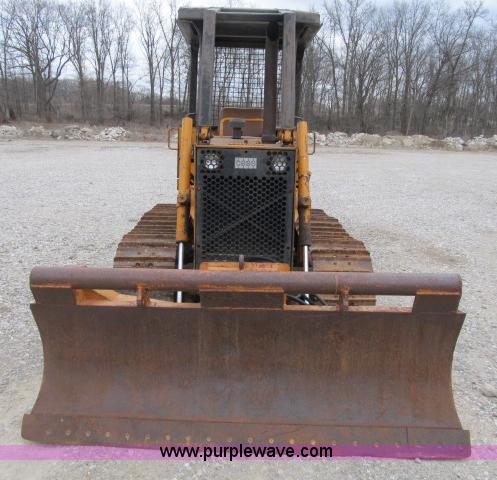 image for item B2648 1981 Case 450B dozer