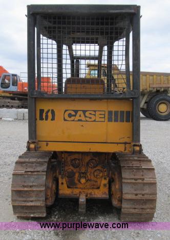 image for item B2648 1981 Case 450B dozer