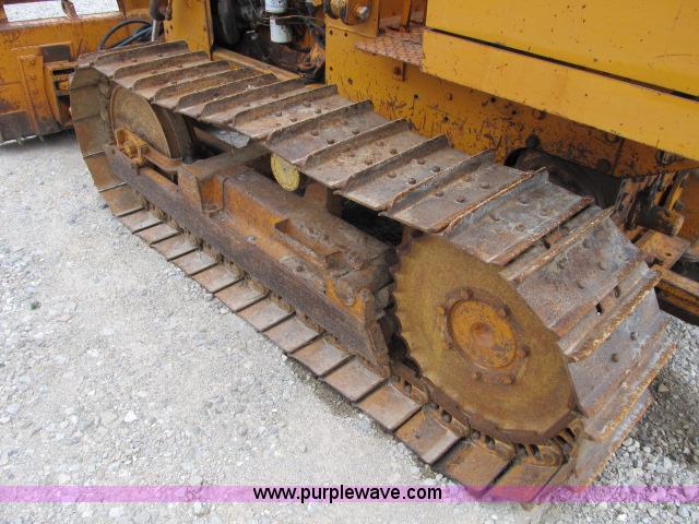 image for item B2648 1981 Case 450B dozer