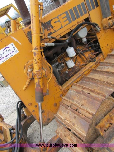 image for item B2648 1981 Case 450B dozer