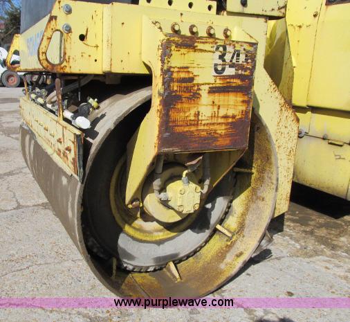image for item B2656 Bomag 137 double drum vibratory roller