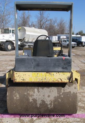 image for item B2657 Bomag 137 double drum vibratory roller
