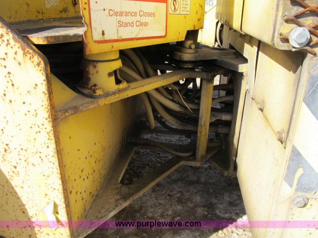 image for item B2657 Bomag 137 double drum vibratory roller