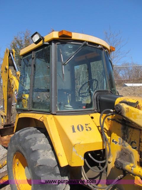 image for item B2658 1987 John Deere 410C backhoe