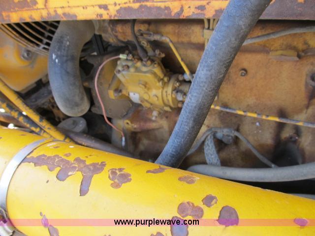 image for item B2658 1987 John Deere 410C backhoe