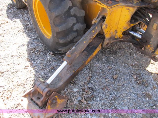 image for item B2658 1987 John Deere 410C backhoe