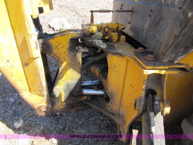 image for item B2658 1987 John Deere 410C backhoe