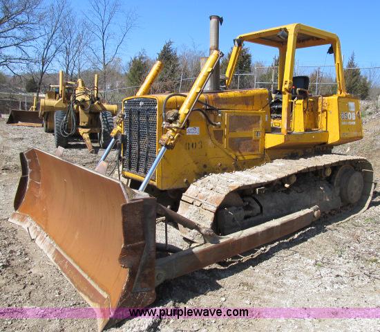 image for item B2659 1990 John Deere 850B dozer