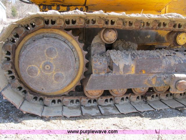 image for item B2659 1990 John Deere 850B dozer