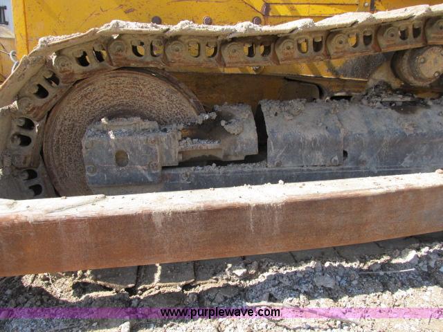 image for item B2659 1990 John Deere 850B dozer